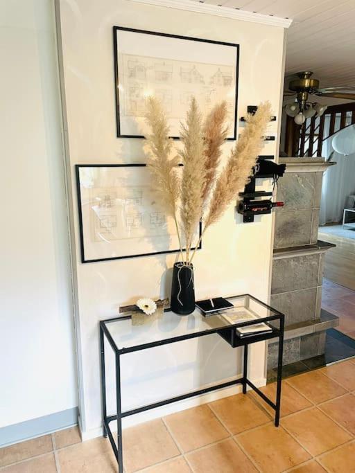 Harmonisk Villa Soderhamn Bagian luar foto