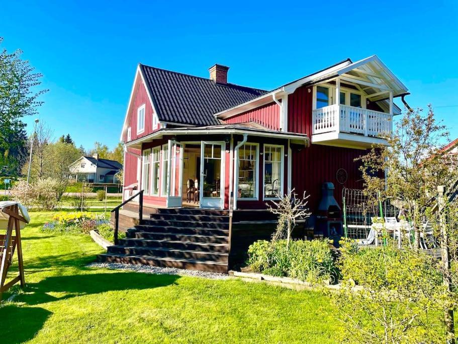 Harmonisk Villa Soderhamn Bagian luar foto