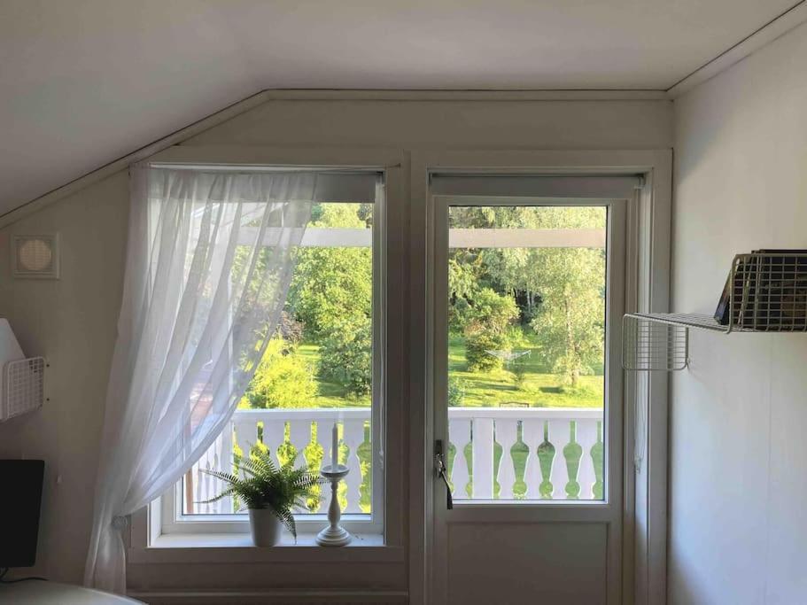 Harmonisk Villa Soderhamn Bagian luar foto